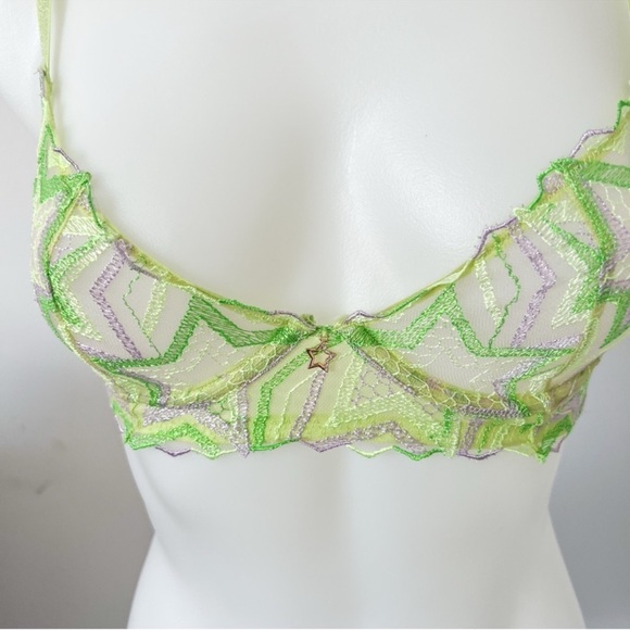 Savage X Fenty Lace Bra Lime Green Embroidered – Size 32C - Picture 2 of 10